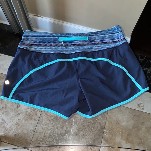 LuLu Lemon Blue Speed-Ups - Picture 2 of 3